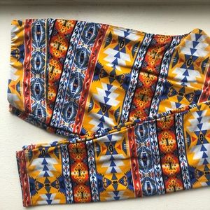 LuLaRoe Tall&Curvy Leggings